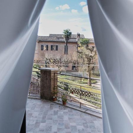 Terrazza Sull'Infinito Bed and Breakfast Ρεκανάτι Εξωτερικό φωτογραφία