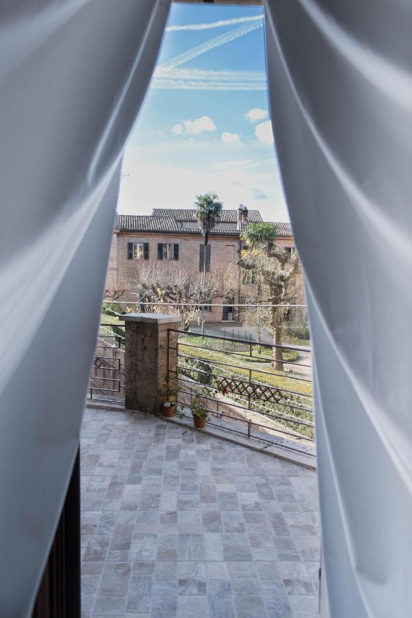 Terrazza Sull'Infinito Bed and Breakfast Ρεκανάτι Εξωτερικό φωτογραφία